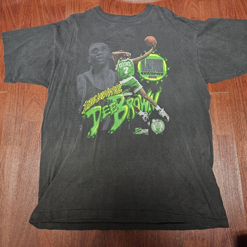Vintage Dee Brown 1991 Slam Dunk Black Salem Sportswear T-Shirt